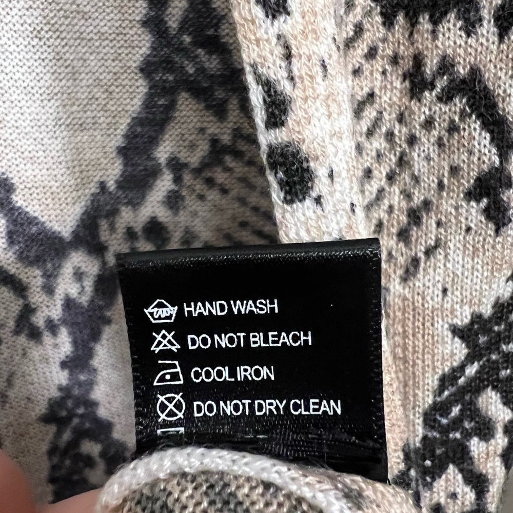 Vici Snake Print Open Front Lightweight Long-Line… - image 5